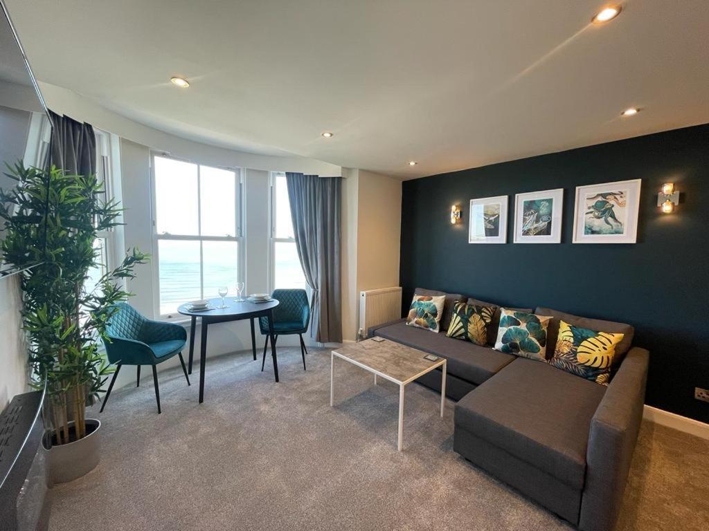 The Marlborough Sea View Holiday Apartments Scarborough Esterno foto