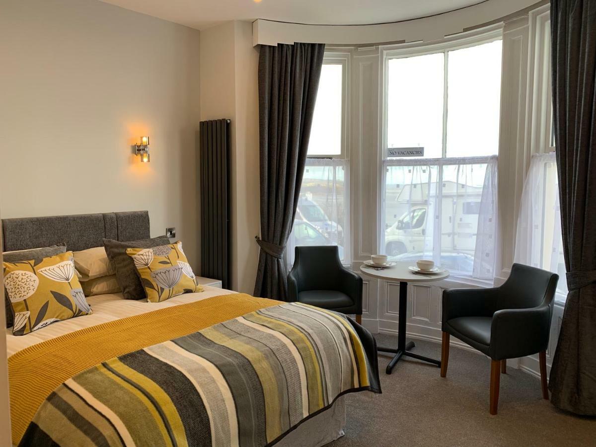 The Marlborough Sea View Holiday Apartments Scarborough Esterno foto